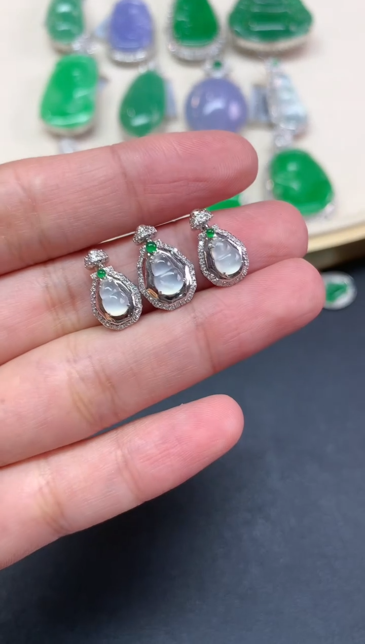 【闪购商品】翡翠吊坠(不含链)18K金镶嵌吊坠Q147|980多样性发其一