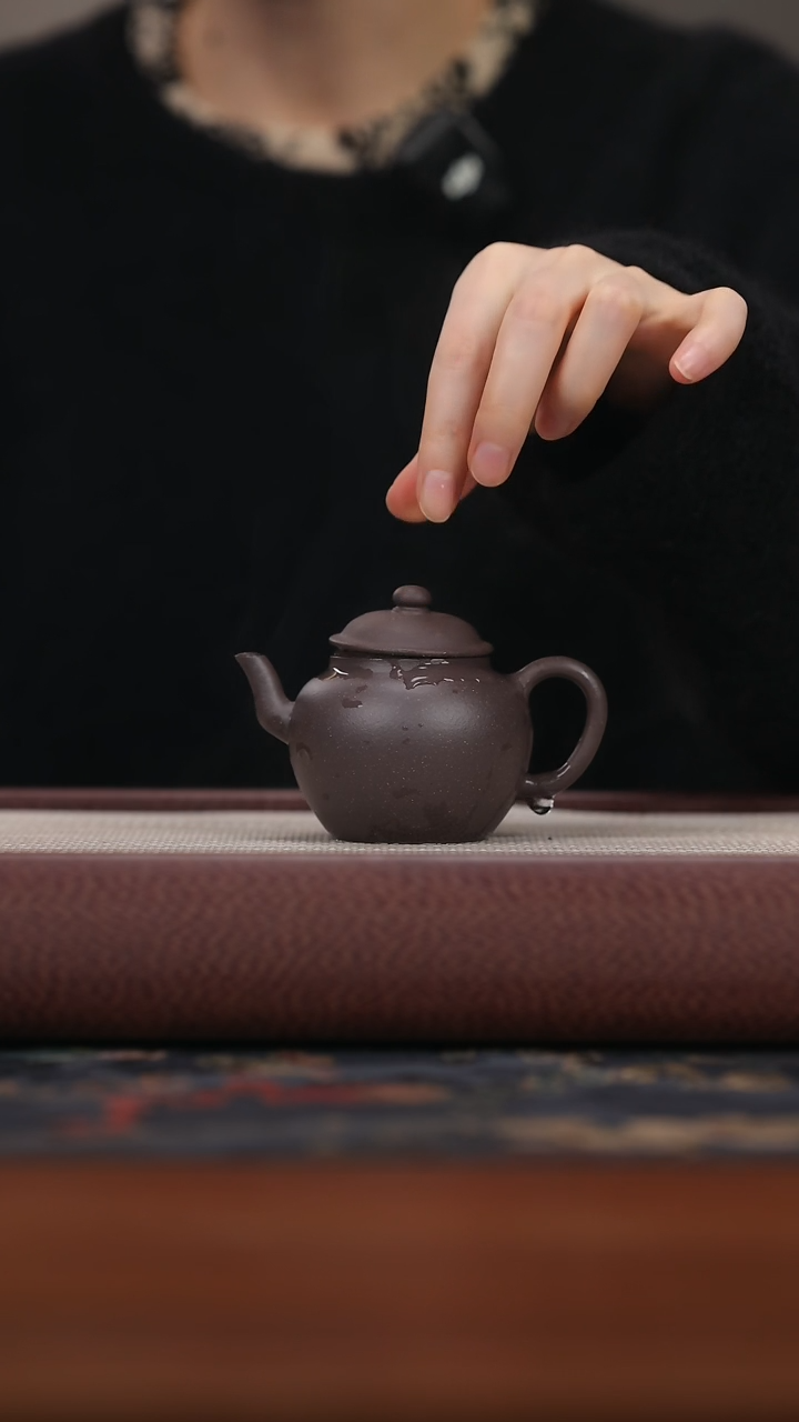 【闪购商品】紫砂茶壶xyt天青泥 宫灯 135cc