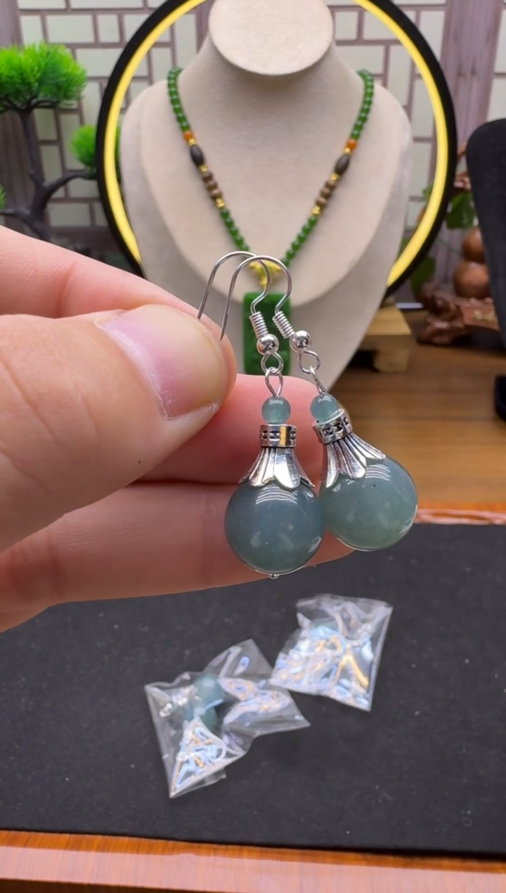 银S925镶嵌翡翠耳饰E187      