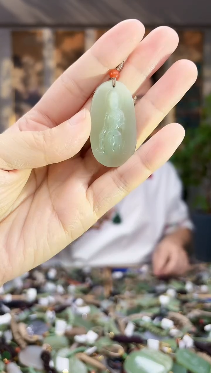 未镶嵌和田玉挂件拍一发一