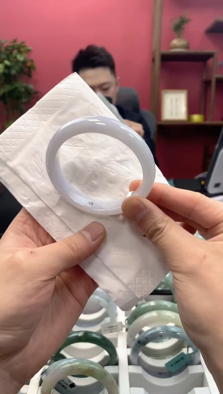 【闪购商品】翡翠手镯未镶嵌00003817