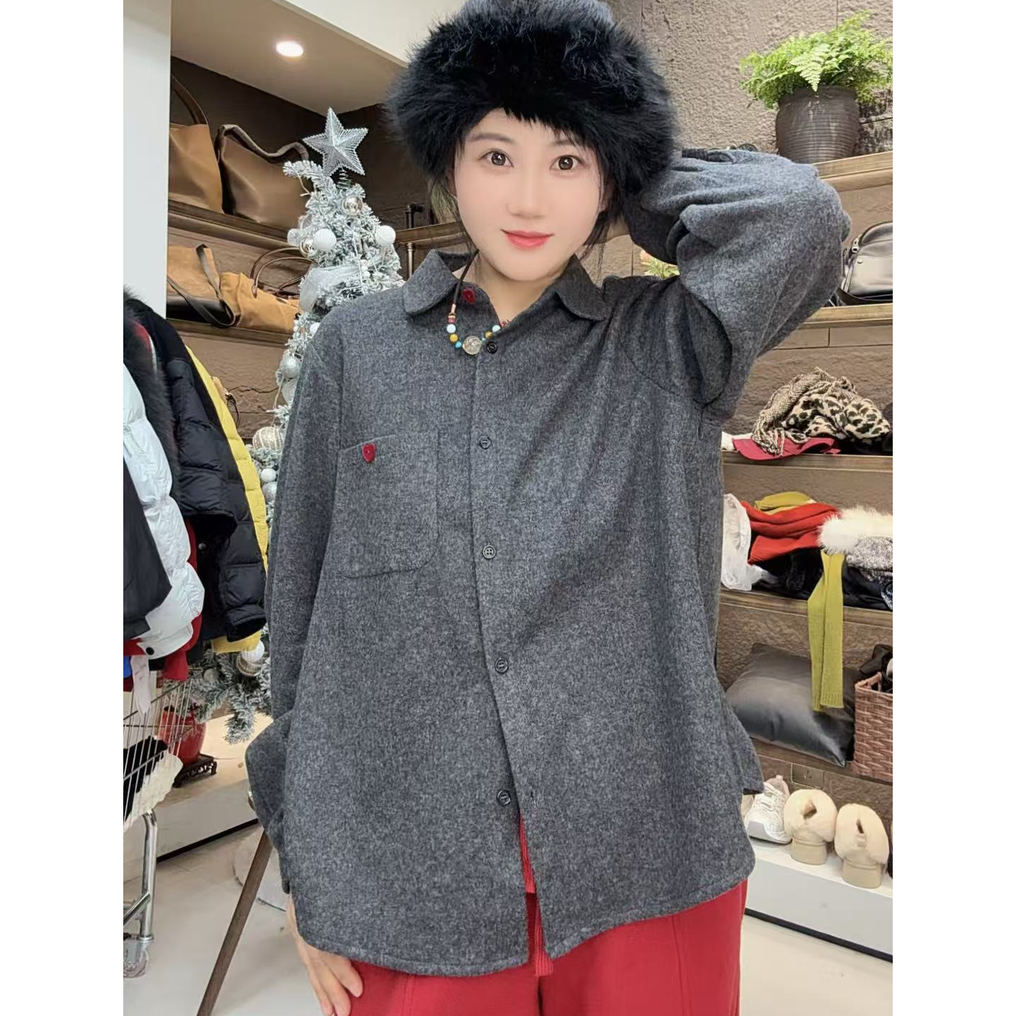 【摩姐姐欧韩】8892新款毛呢爱心扣衬衣