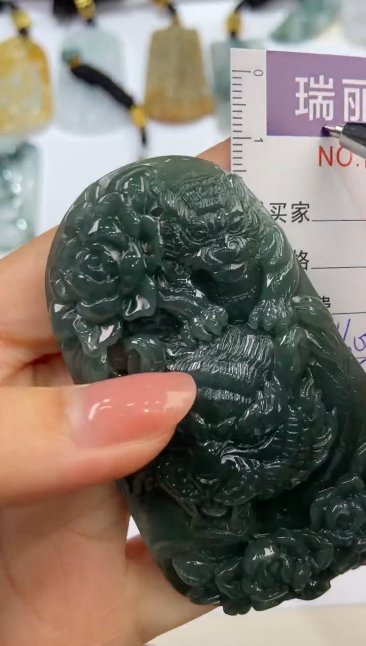 【闪购商品】翡翠挂件未镶嵌276427  