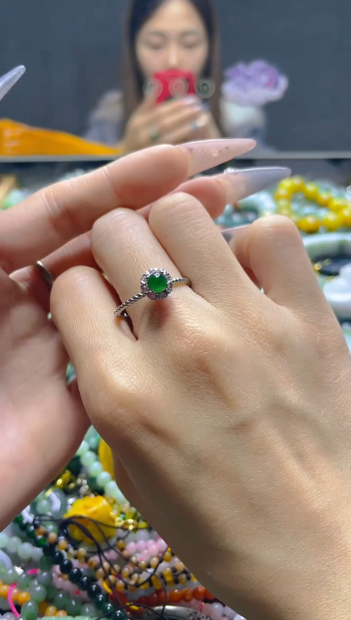 颈饰未镶嵌翡翠/Y/翡翠A货，一件也是批发价