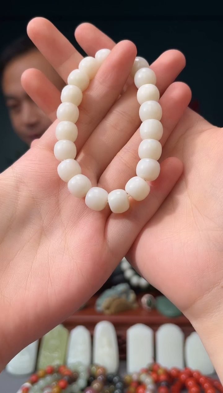 和田玉未镶嵌颈饰手串9+