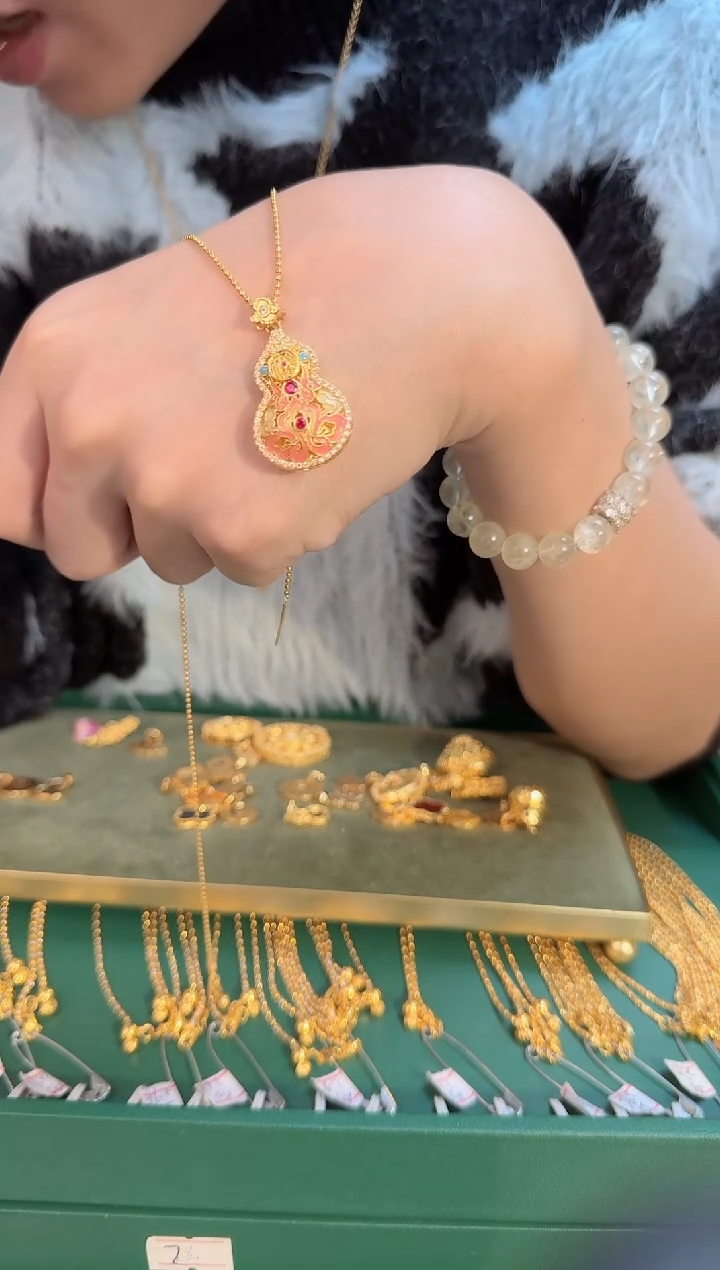 粉黛葫芦吊坠2.18 （附带礼盒包装）