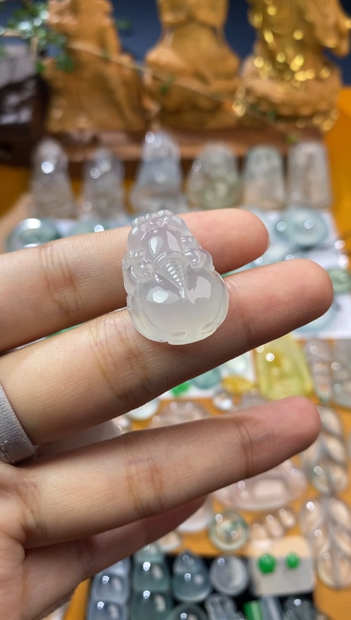【闪购商品】定制翡翠未镶嵌貔貅