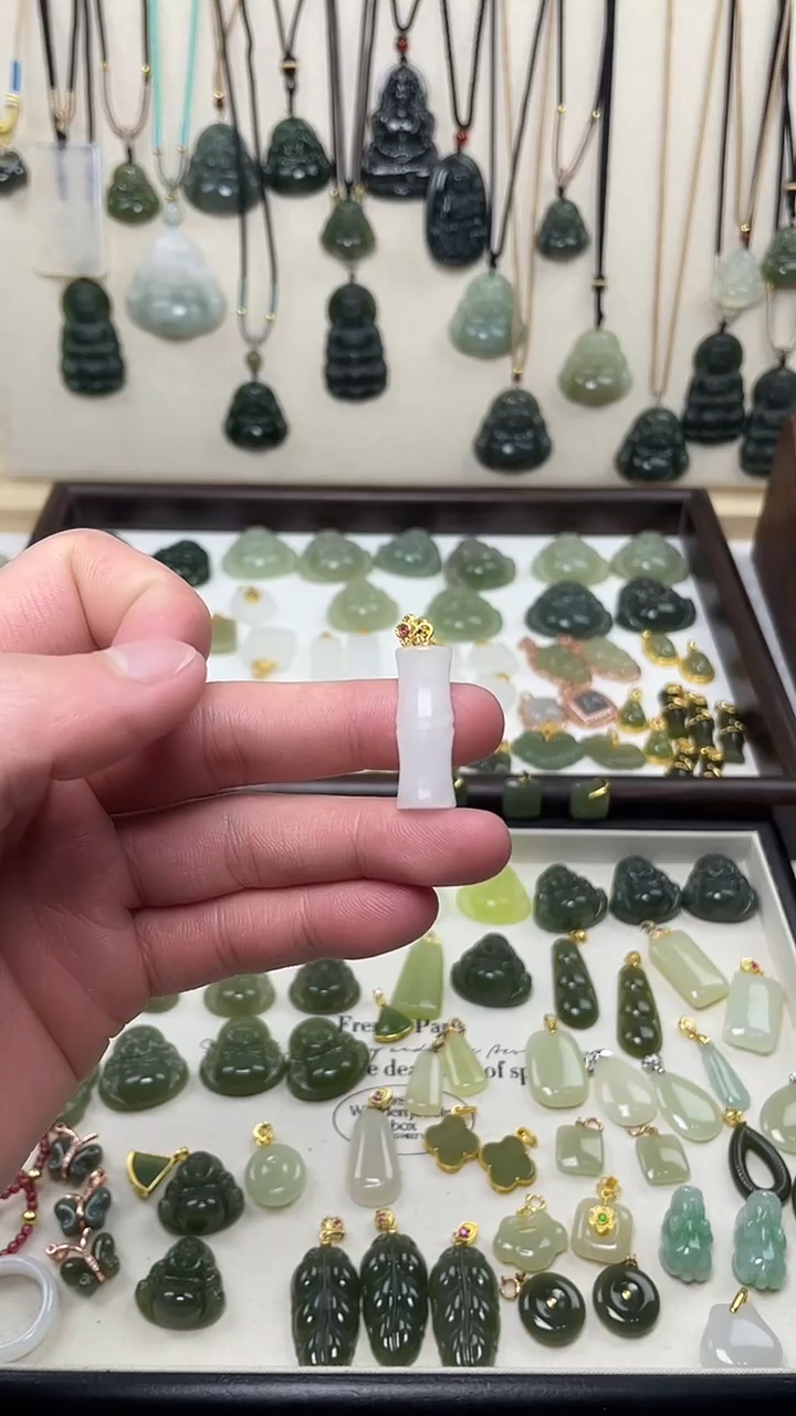 吊坠(不含链)银S925镶嵌和田玉吊坠(不含链) 银S925镶嵌 和田玉