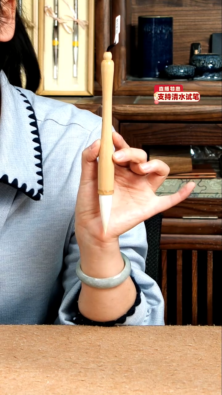 20号张小凤黄杨木加建玉笋1.4*5.0