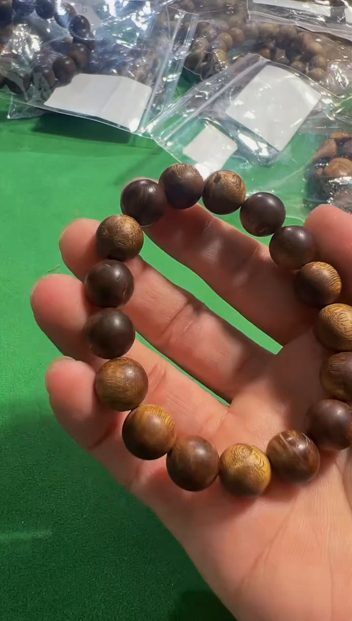 【闪购商品】沉香手串115号1.2红土沉水多样性发一