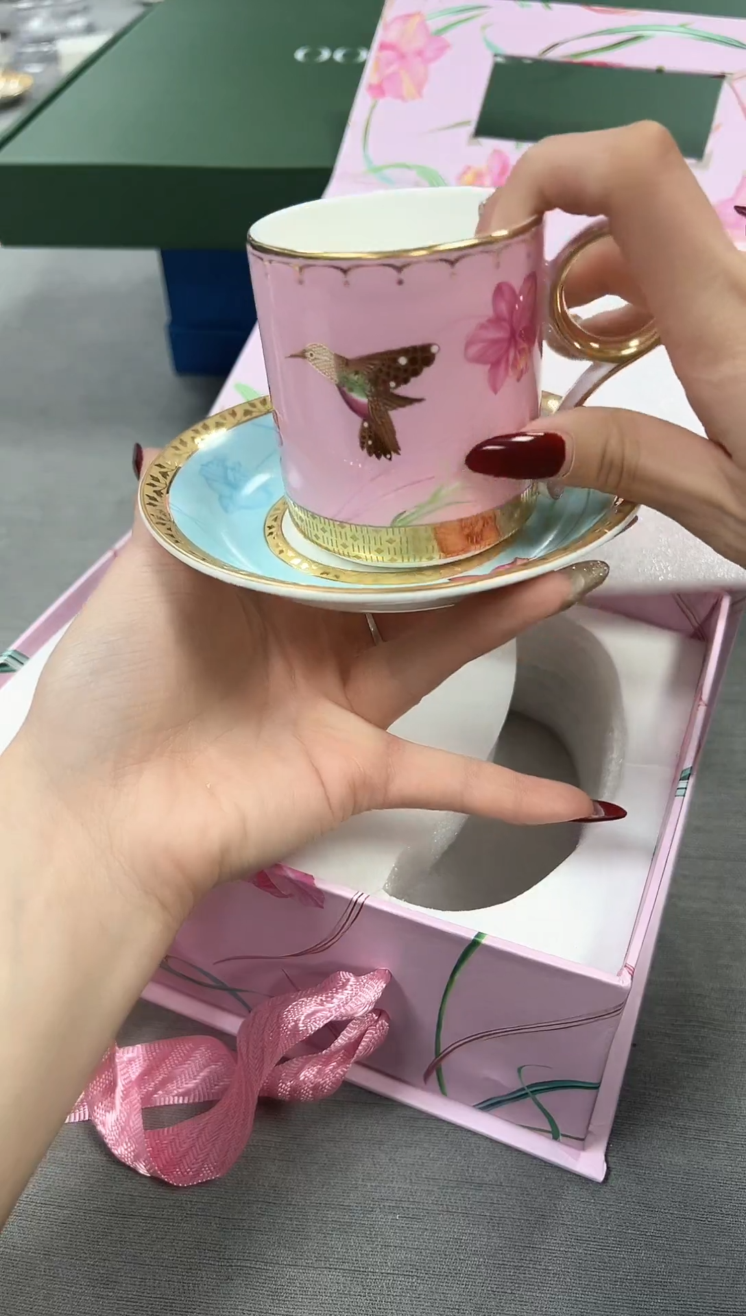 【闪购商品】瓷片新号开播不计成本欢迎点菜！