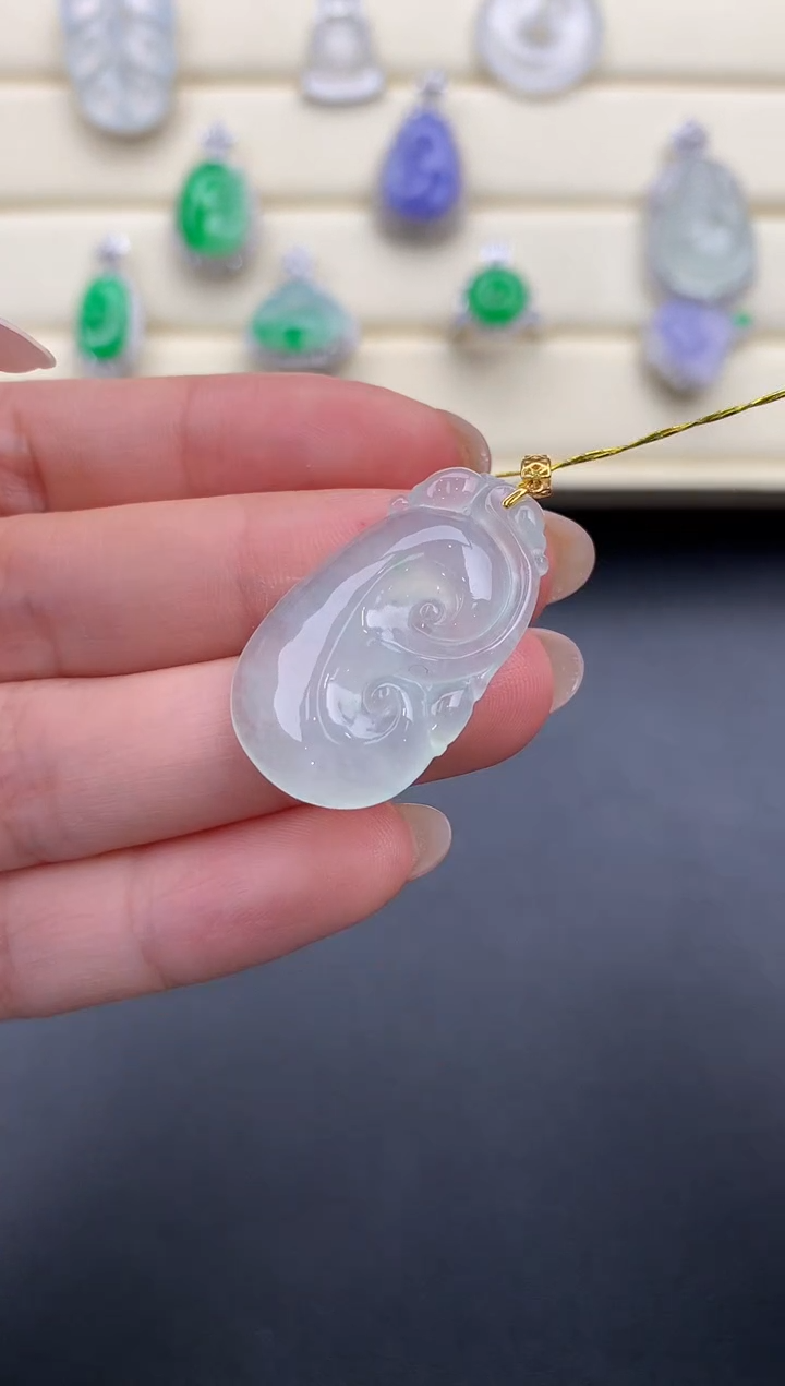 【闪购商品】翡翠颈饰18K金镶嵌Q477       