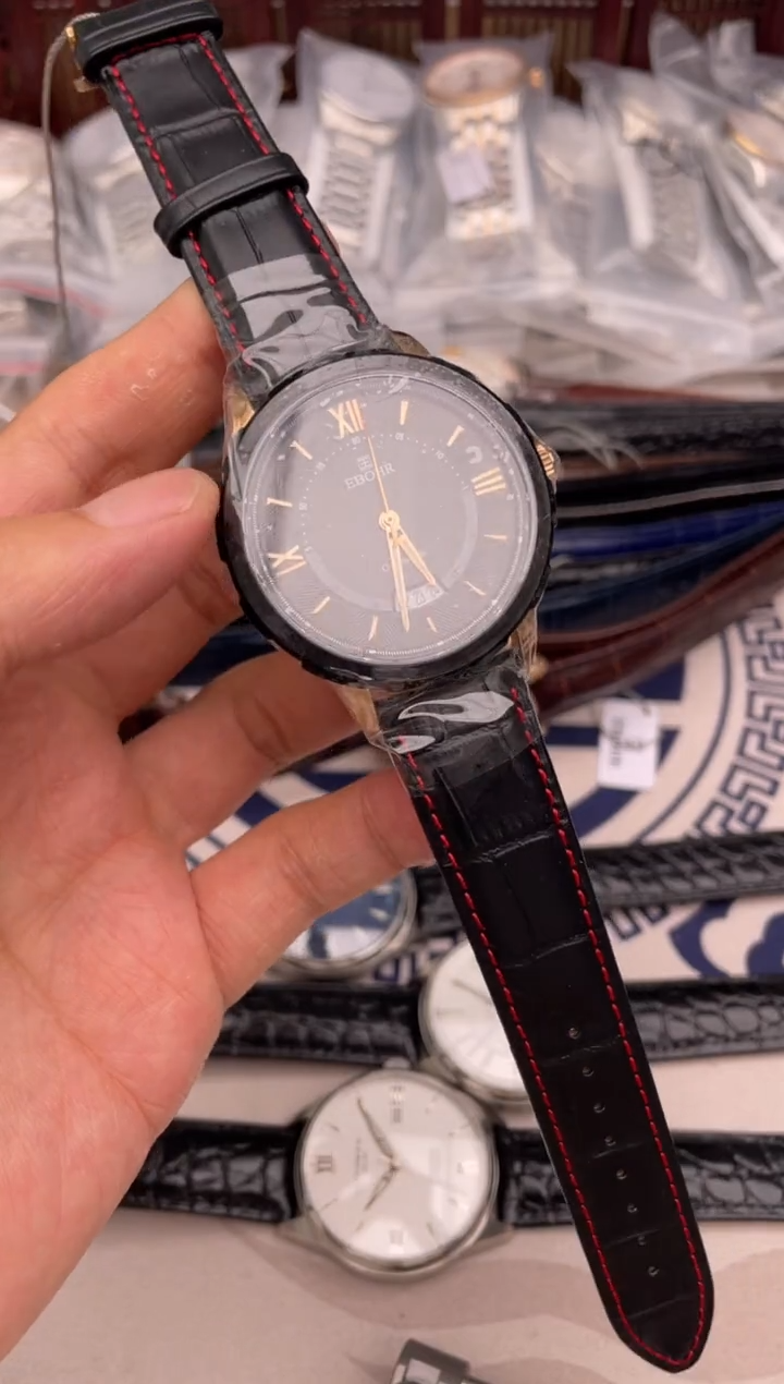 孤品闪电购手表一只