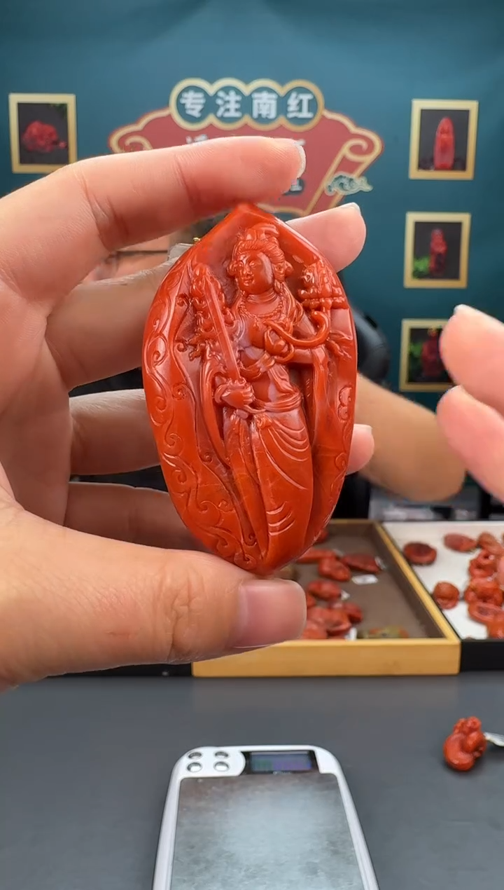 南红玛瑙未镶嵌雕刻100ZB0326产品一个