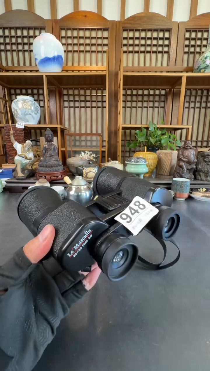 摆件  注意：回流商品，默认有瑕，不退不换。