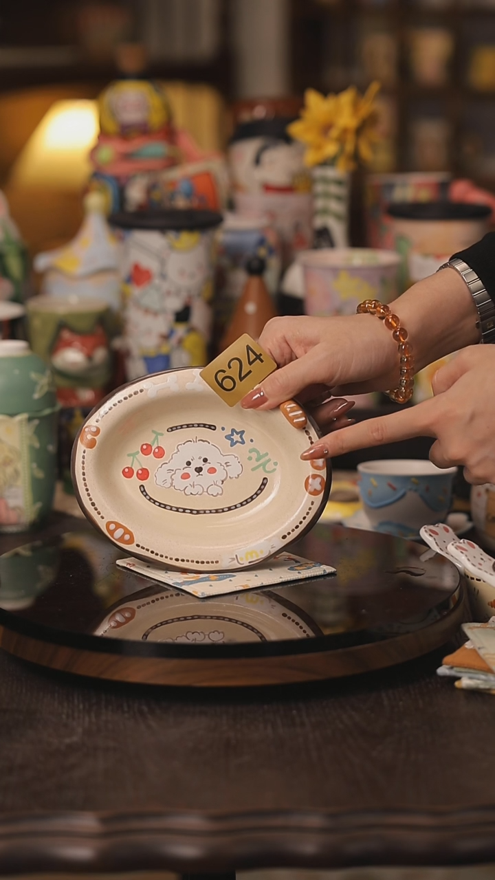 景德镇釉下彩绘设计师款式陶瓷