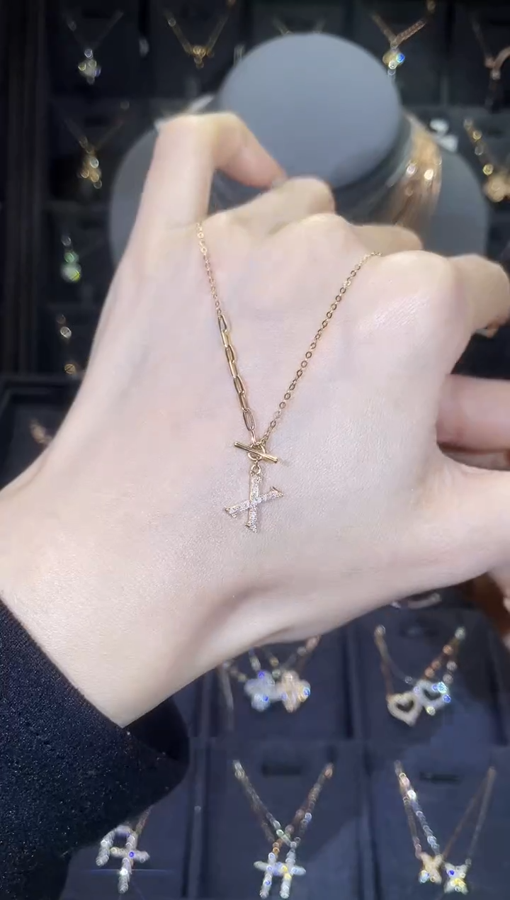 【闪购商品】钻石套链18K金镶嵌18K金玫 多人 字母X