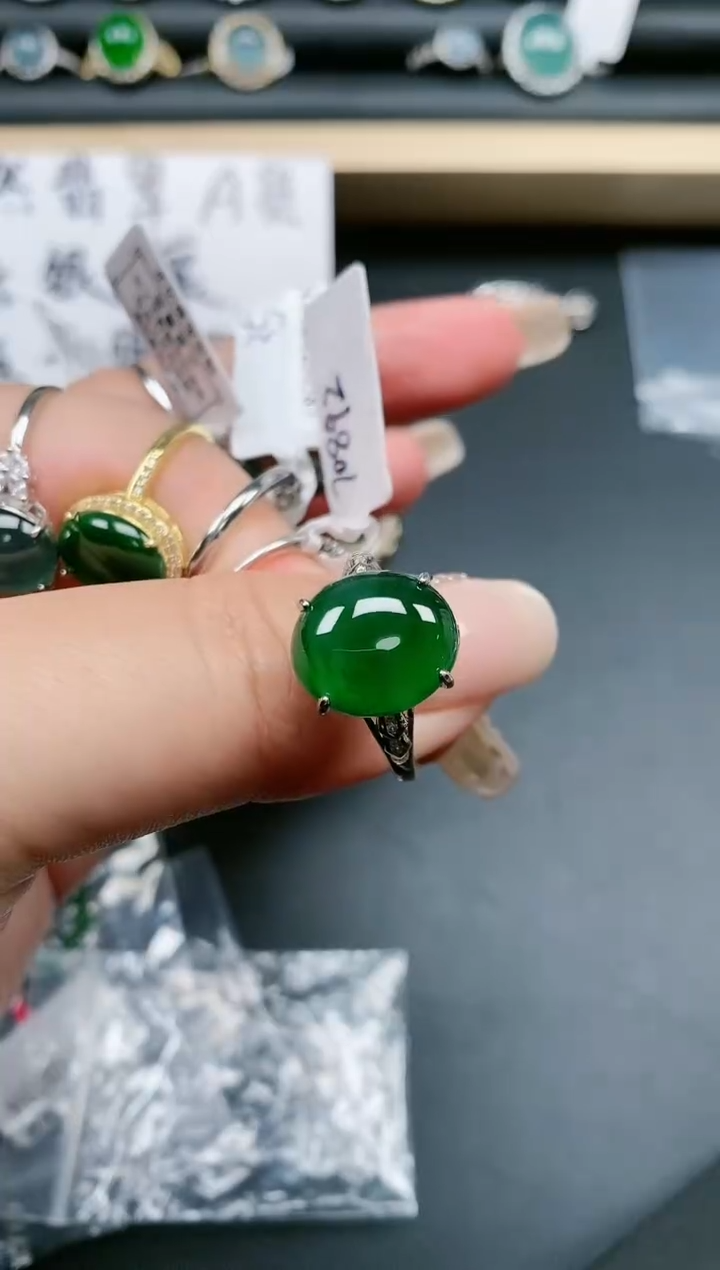 翡翠戒指银S925镶嵌1111111