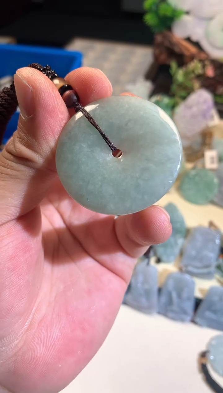 【闪购商品】翡翠颈饰未镶嵌02/06/243