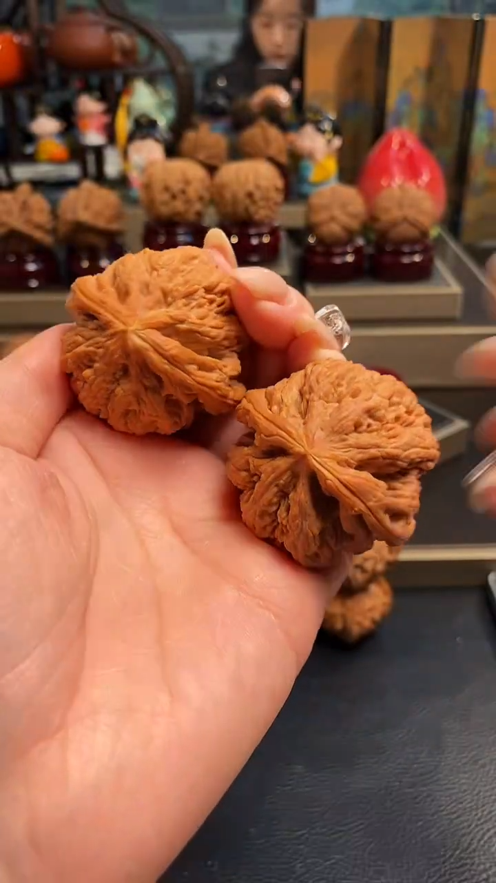 【闪购商品】文玩核桃把件H67大粗筋44