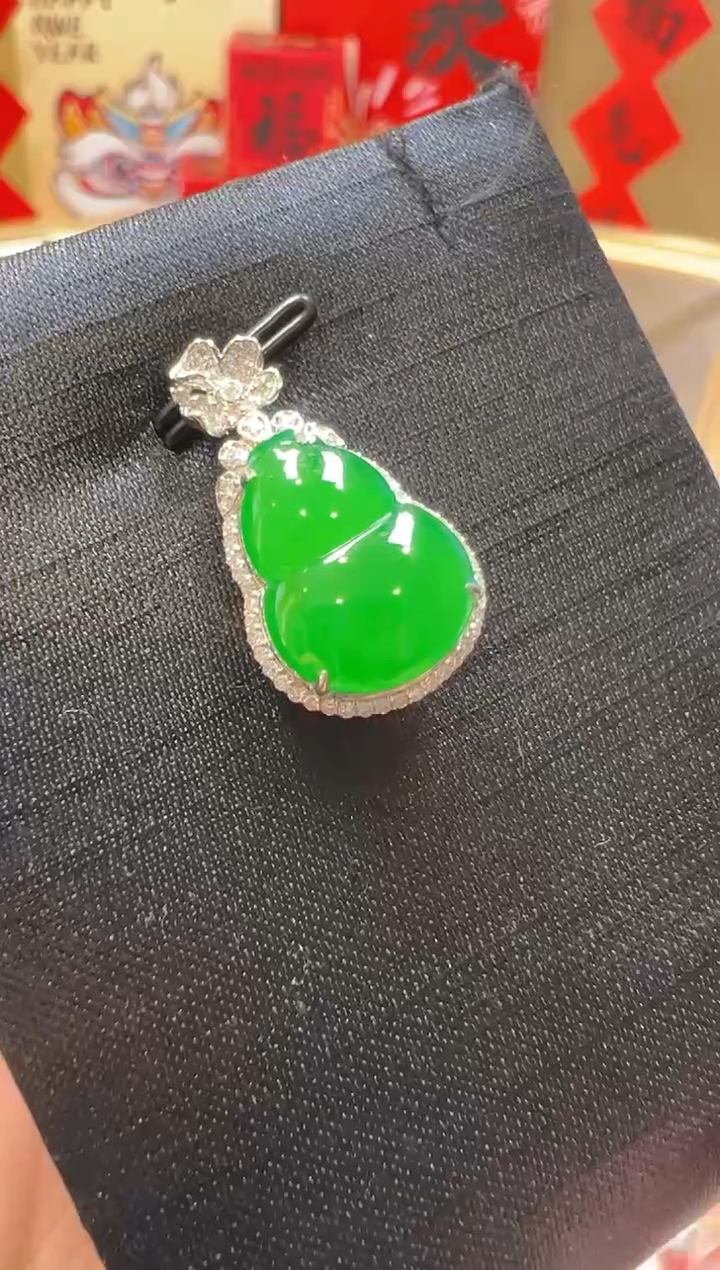 【闪购商品】翡翠吊坠(不含链)18K金镶嵌多样性团购发一件