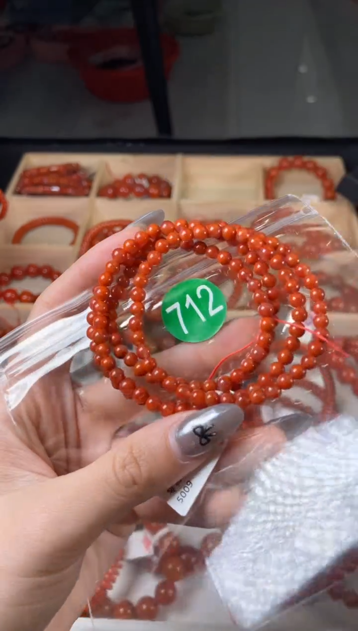 【闪购商品】南红玛瑙珠宝奇石未镶嵌712-4+