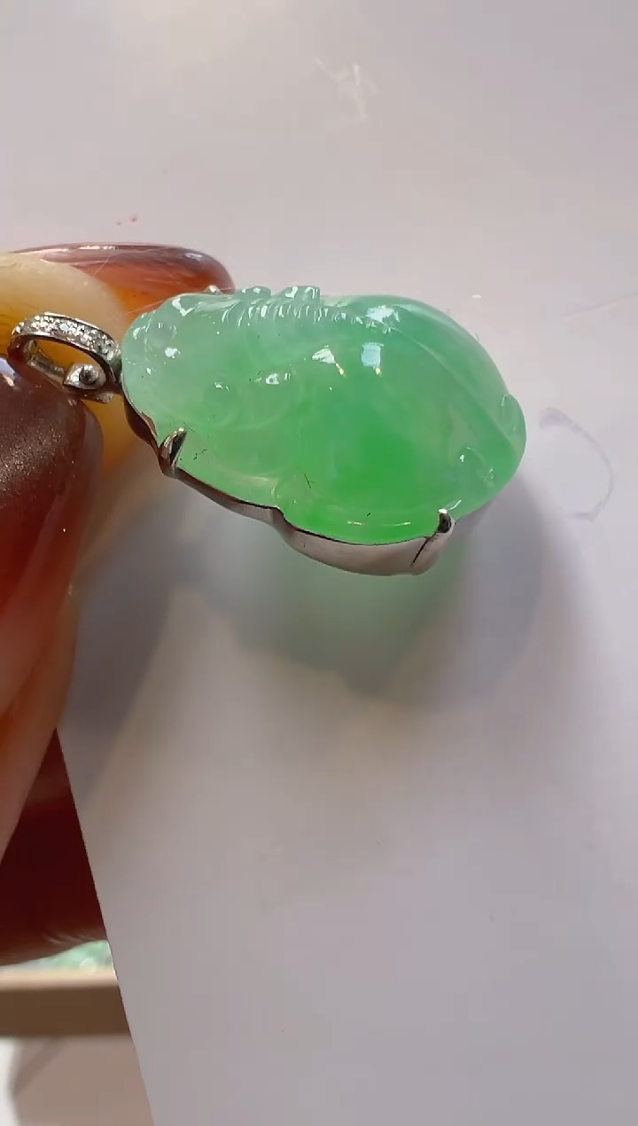 【闪购商品】翡翠吊坠(不含链)18K金镶嵌多样性团购发一件