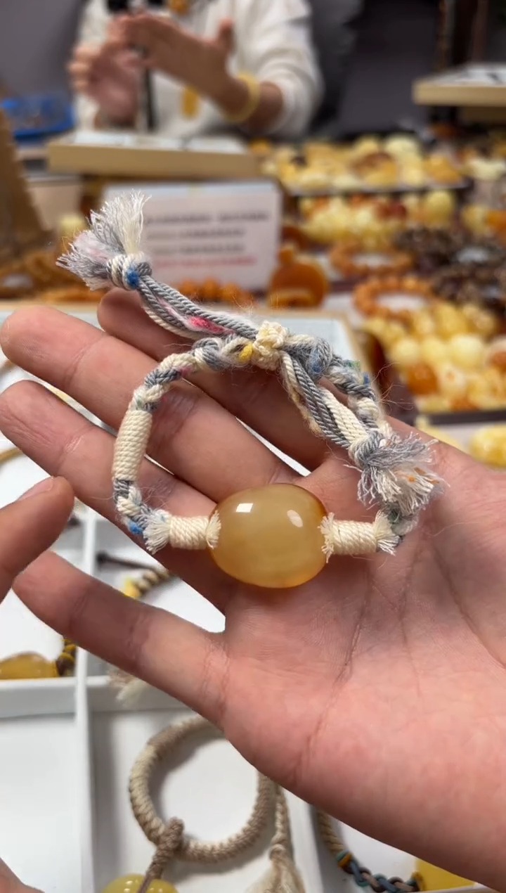 【闪购商品】蜜蜡裸石未镶嵌手绳