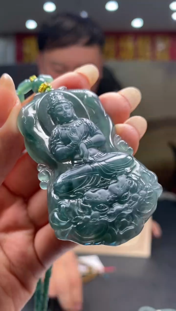 【闪购商品】翡翠颈饰未镶嵌********222