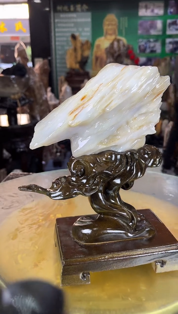 缅甸天然树化玉精品摆件