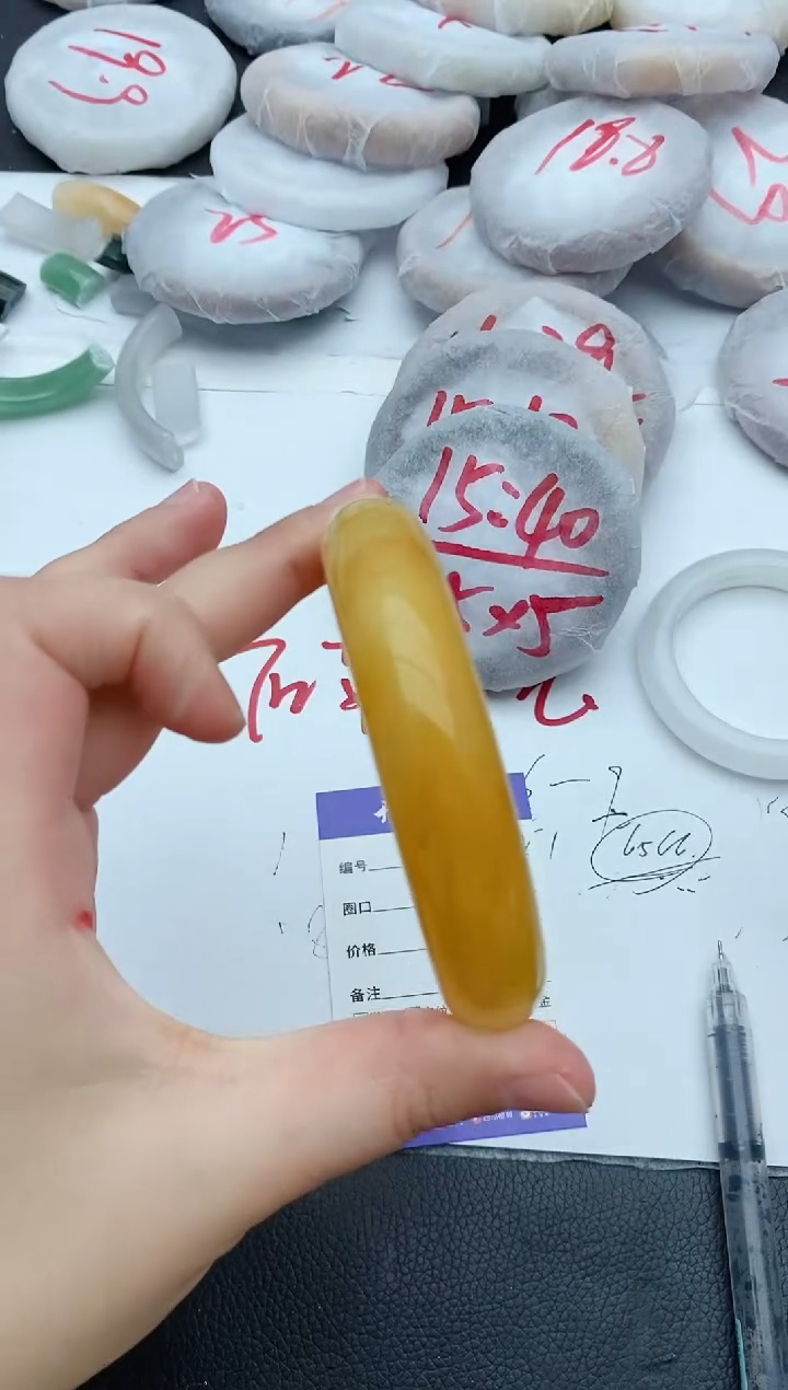 【闪购商品】石英质玉未镶嵌手镯222+60/61