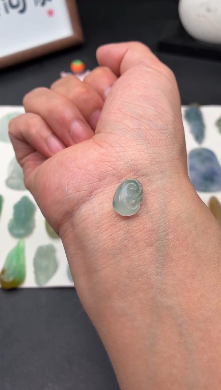 未镶嵌定制翡翠翡翠