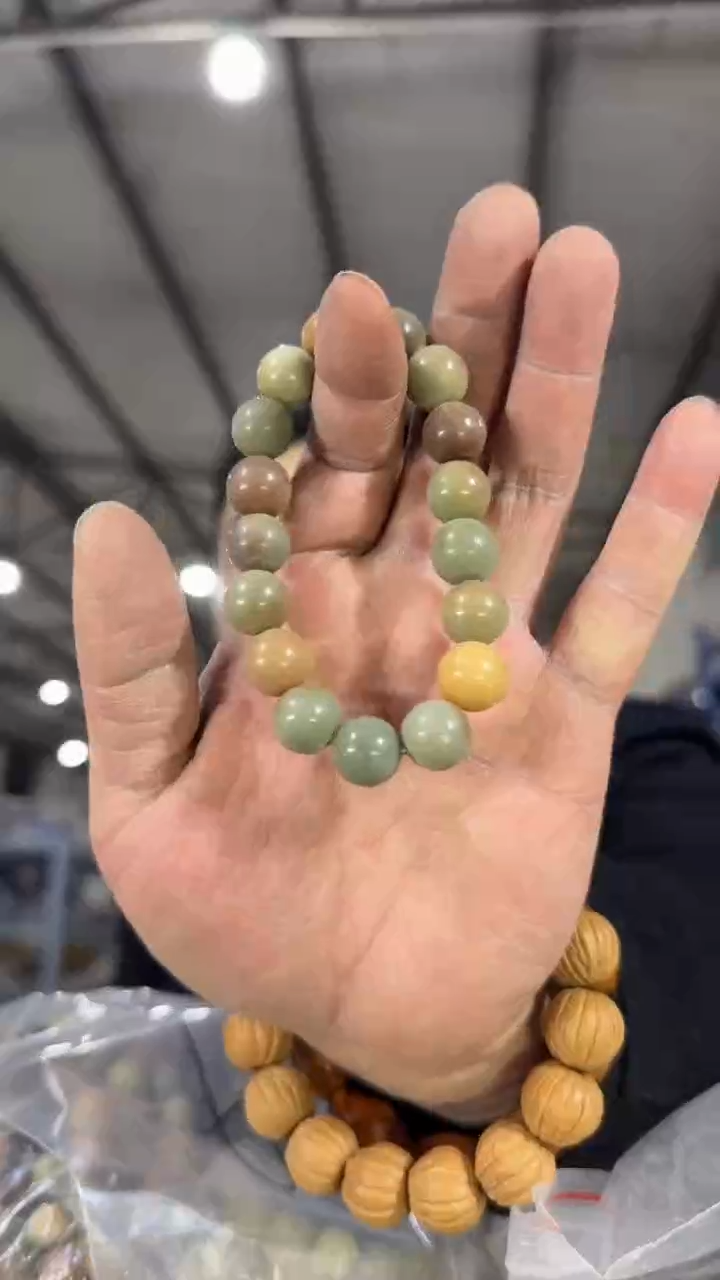 【闪购商品】菩提根/象牙果手串V7实物为准