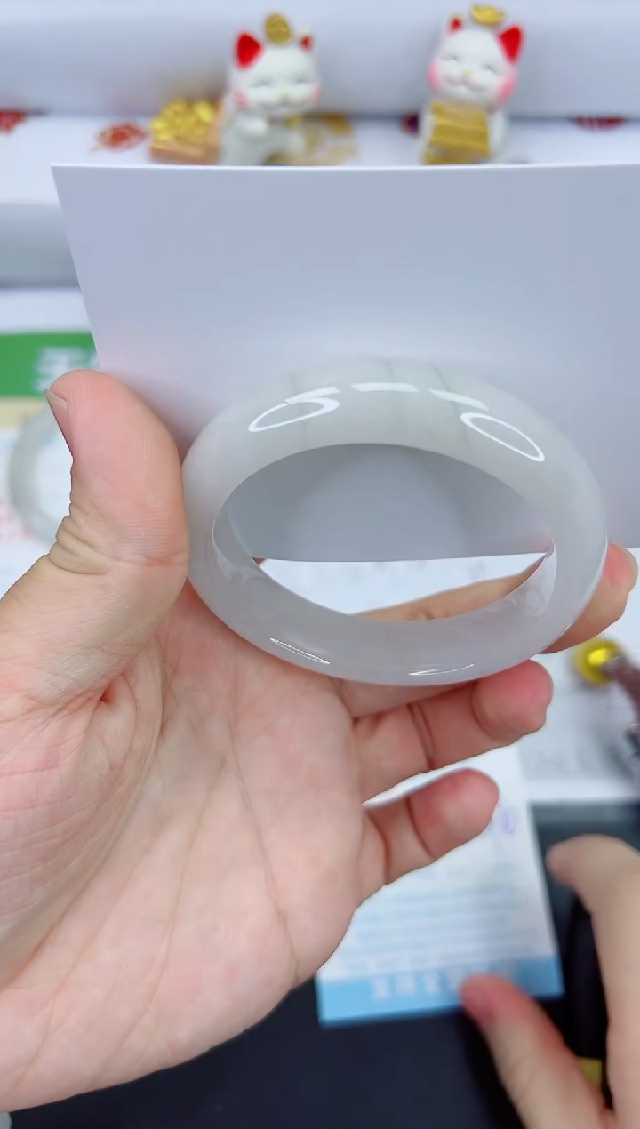 【闪购商品】石英质玉手镯未镶嵌2522-53