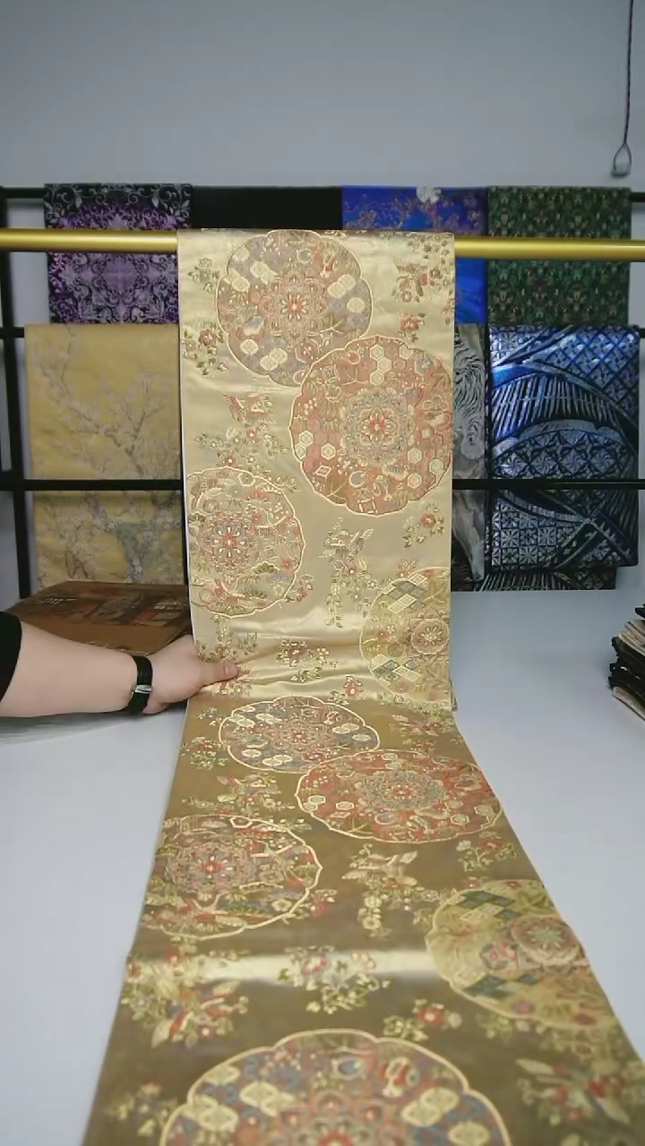 【闪购商品】织绣织锦12六通宝相花