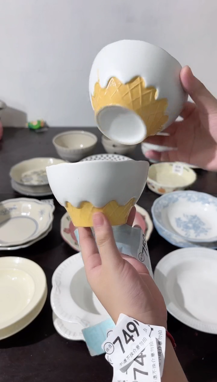 陶直播微瑕白色冰淇淋碗*2