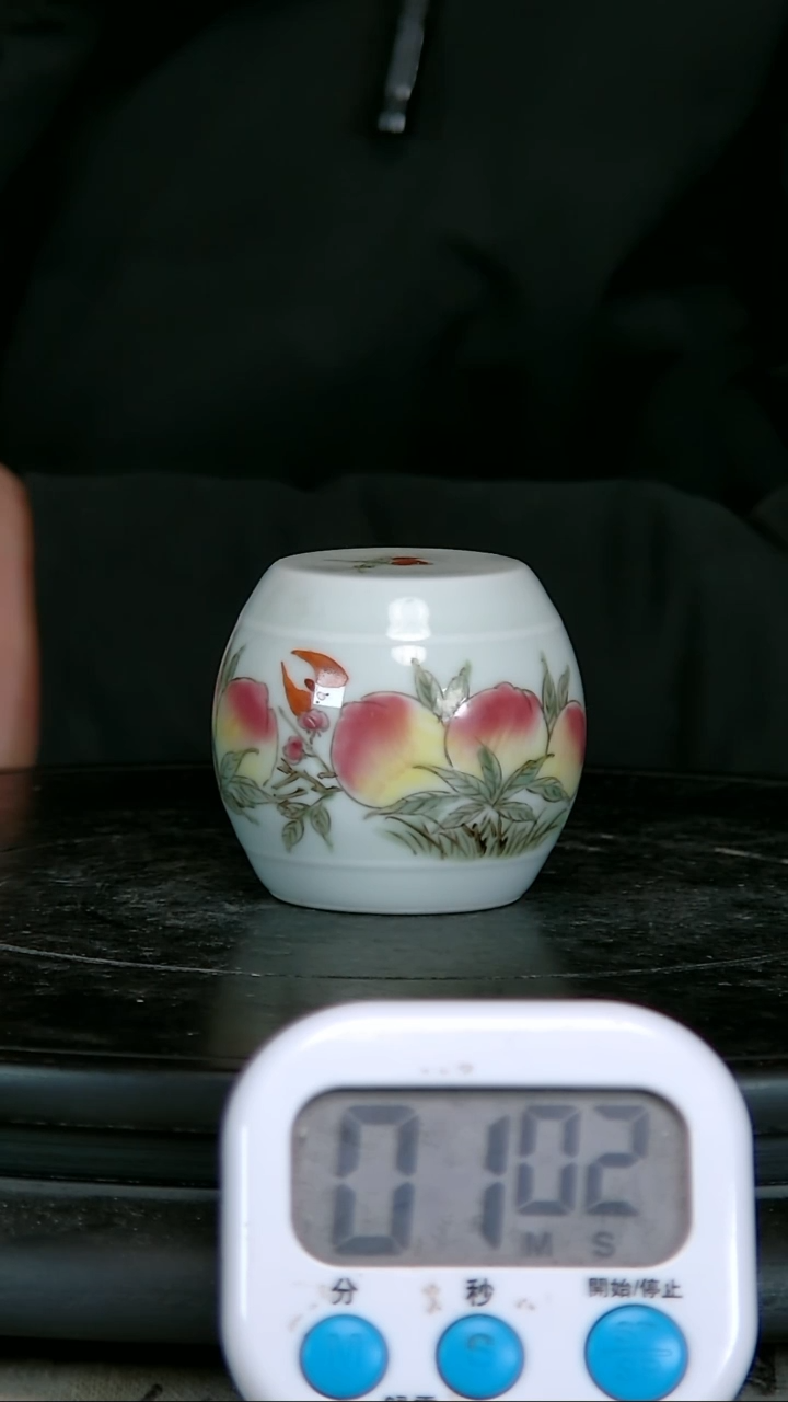 【闪购商品】摆件粉彩精绘桃子摆件