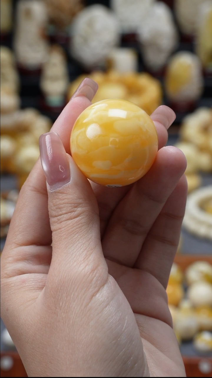 裸石琥珀未镶嵌原矿天然琥珀蜜蜡