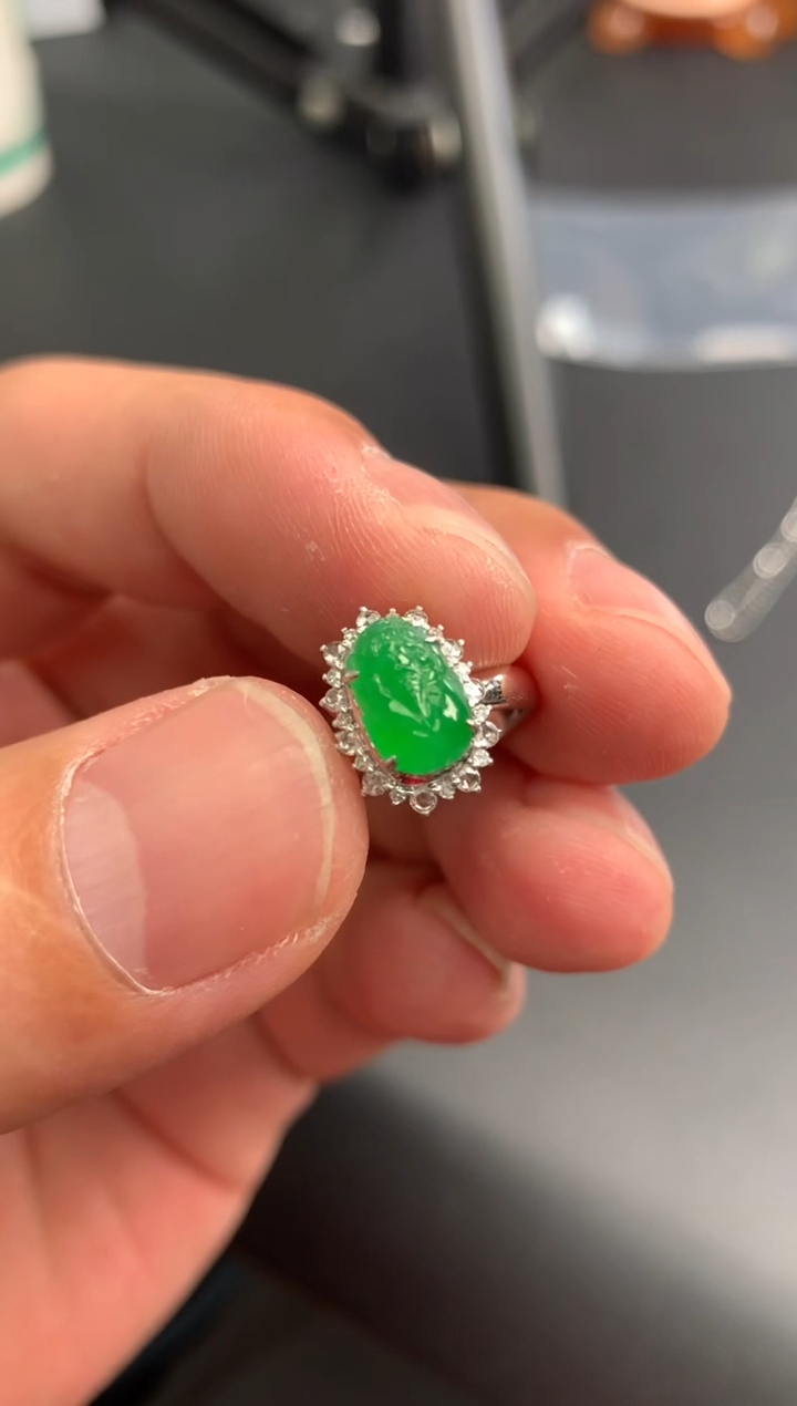 【闪购商品】定制翡翠18K金镶嵌模式推广期24小时鉴赏期