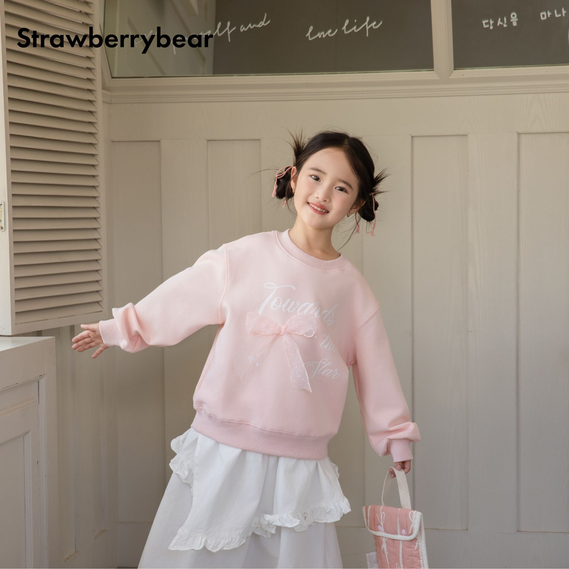 草莓熊Strawberrybear纯棉女童卫衣秋款2025粉色圆领落肩蝴蝶长袖