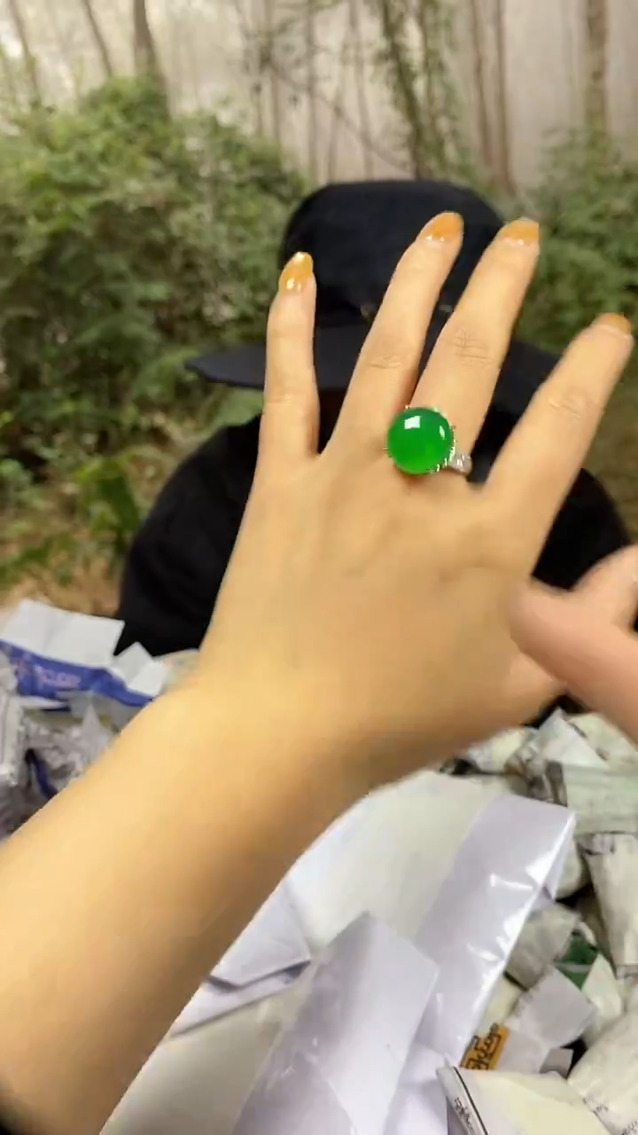 满色吊坠 所见即所得！！