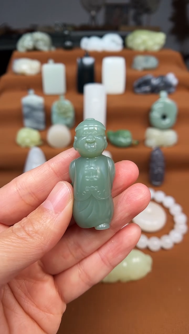 颈饰未镶嵌和田玉十*童子