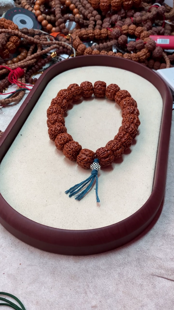 【闪购商品】金刚菩提吊坠12.222222222222