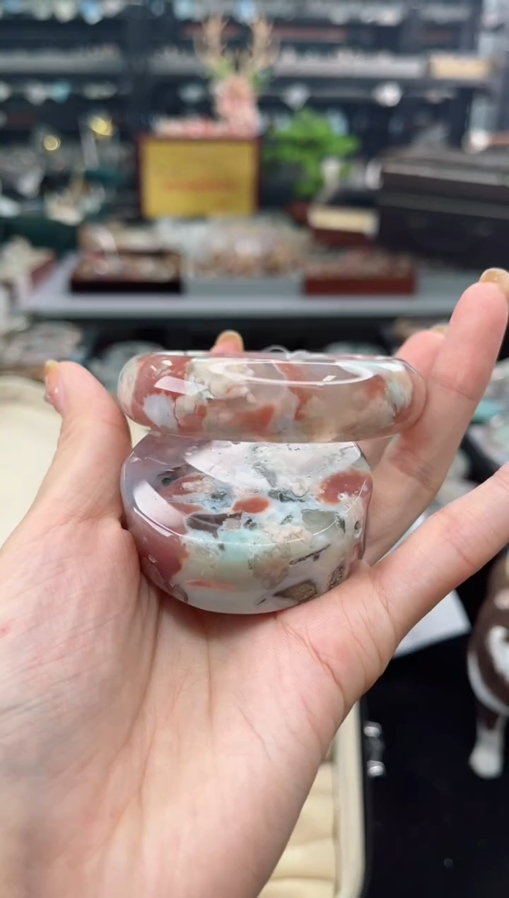 【闪购商品】石英质玉手镯未镶嵌54圈口（赠品镯心）3S920