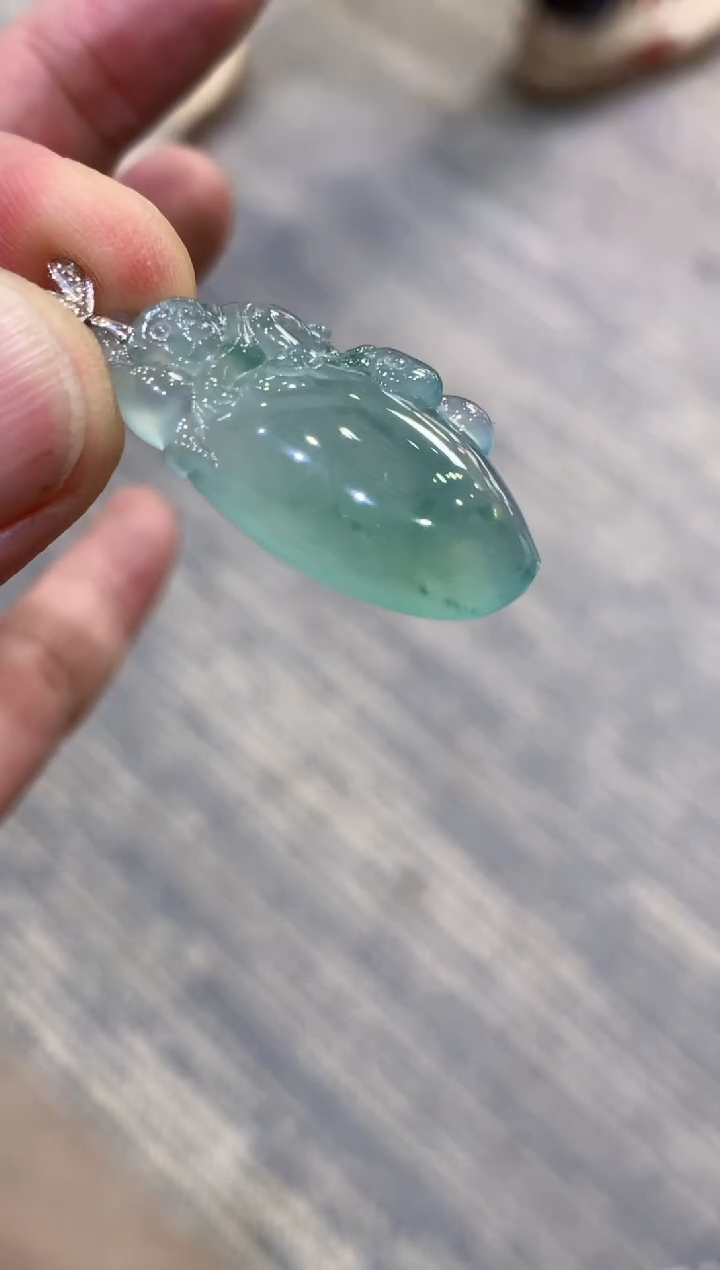 颈饰未镶嵌翡翠天然A货翡翠