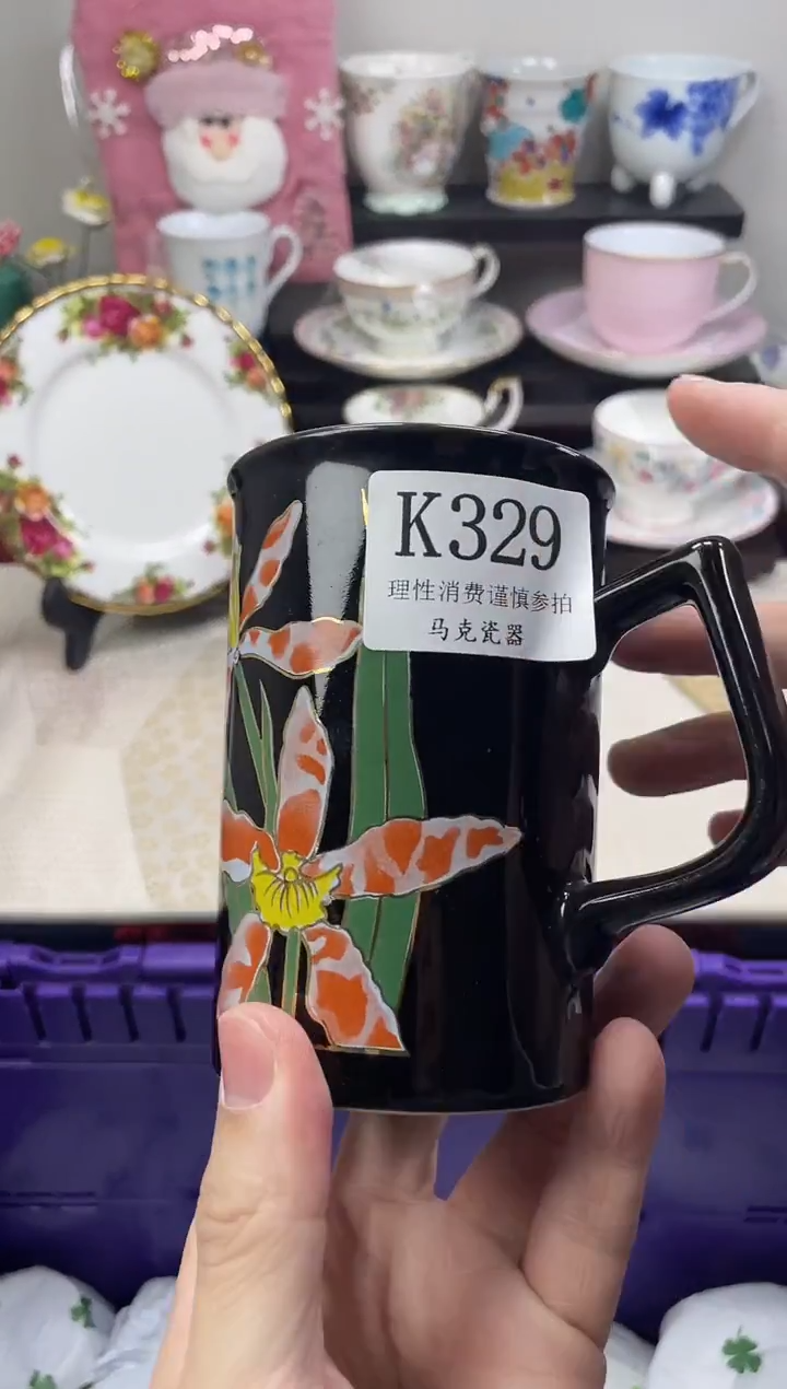 瓷片w**姐                K329