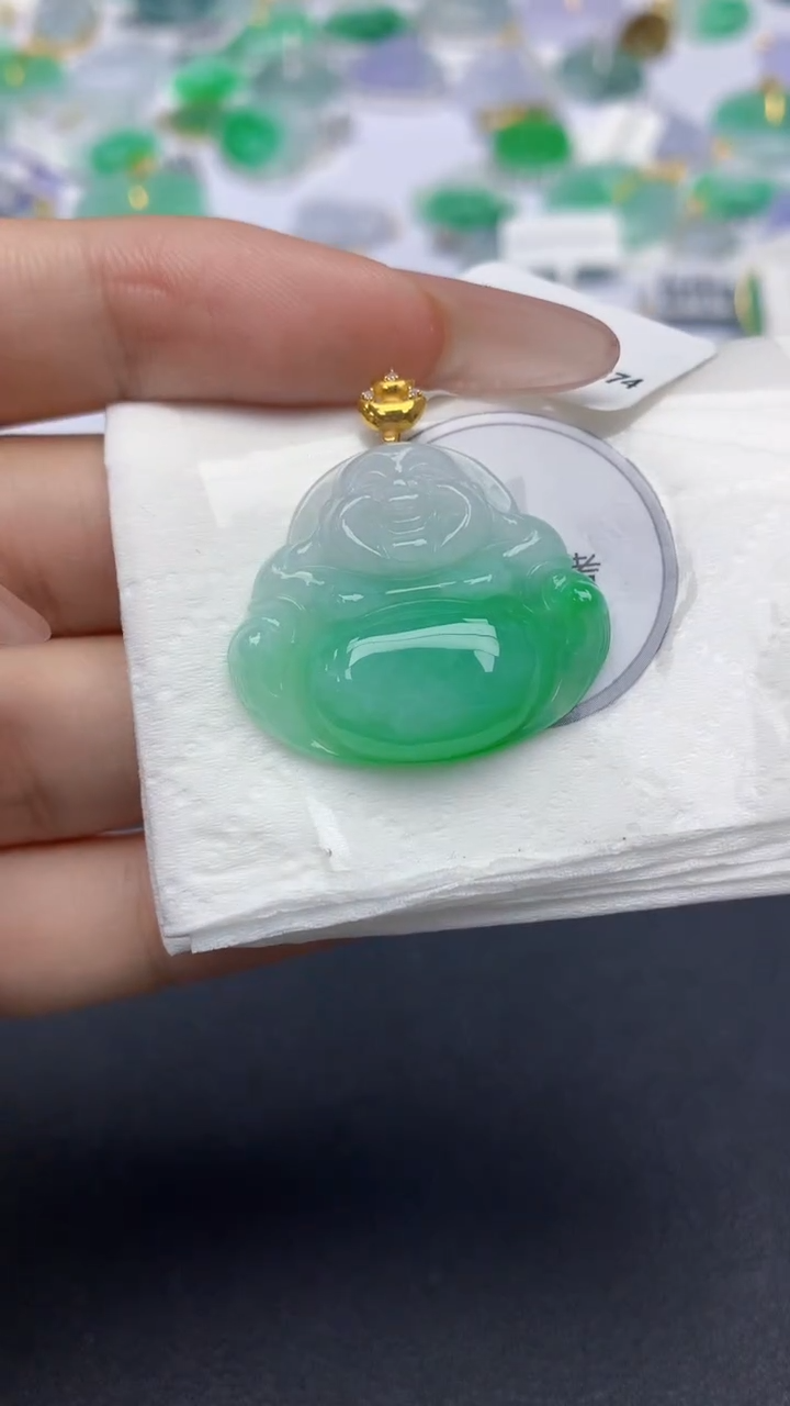 翡翠18K金镶嵌颈饰天然缅甸a货翡翠百元以上9元证书费自理