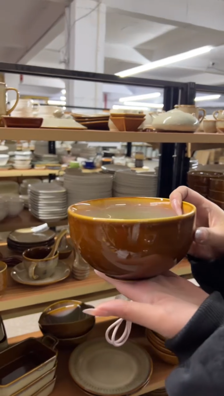 新骨瓷105瑕疵曼谷棕5,75寸大米饭碗 