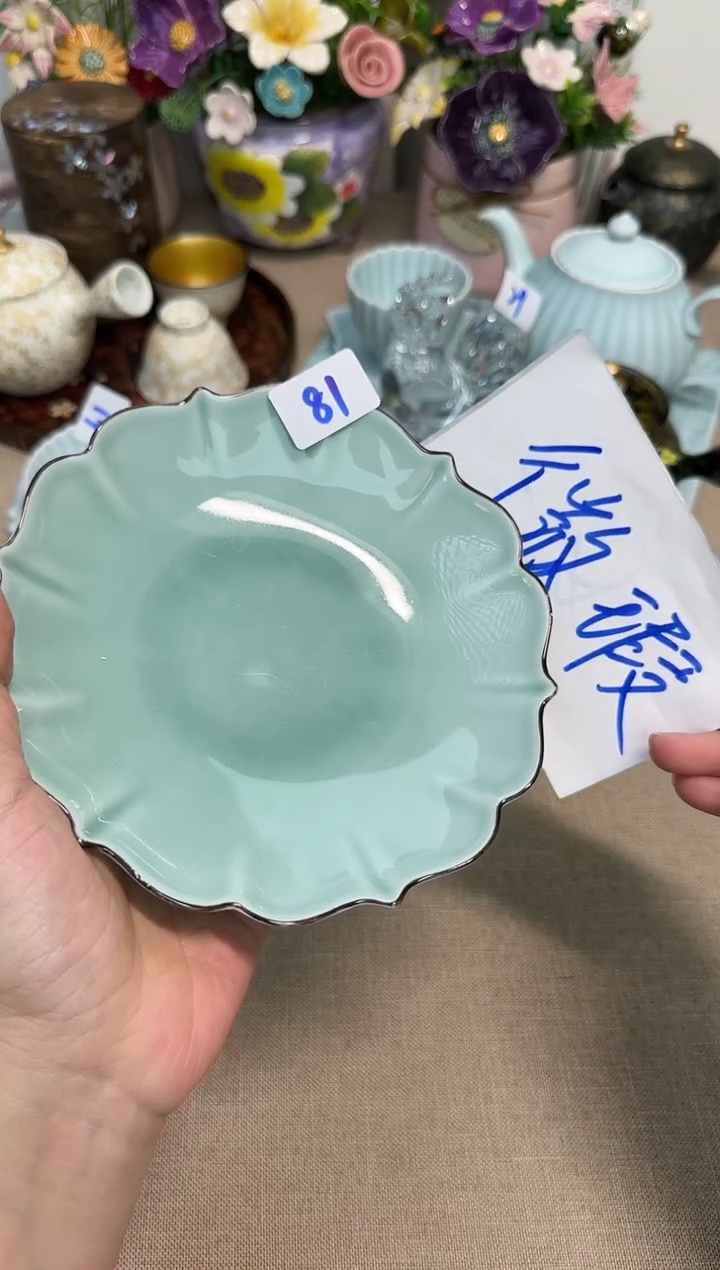 瓷片泡泡家的瓷器真好看