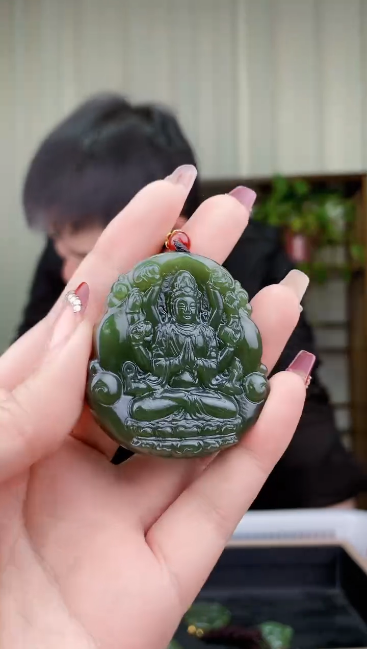 【闪购商品】和田玉挂件未镶嵌拍一发一，多样性发货！